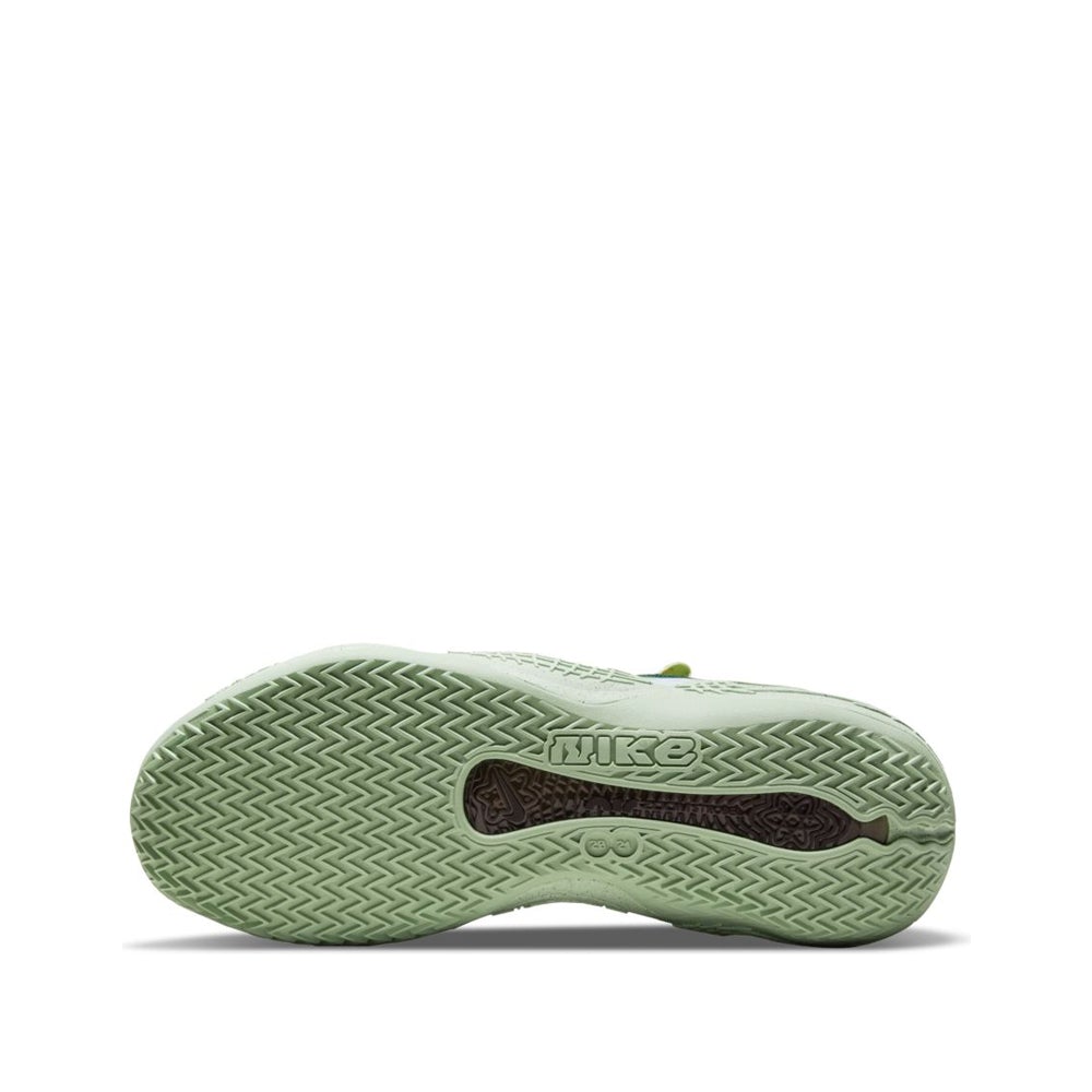 Nike Men's Cosmic Unity (Team)